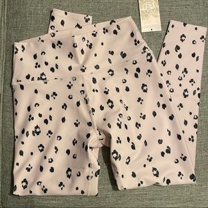 NEW! SAGE Collective 7/8 Leggings